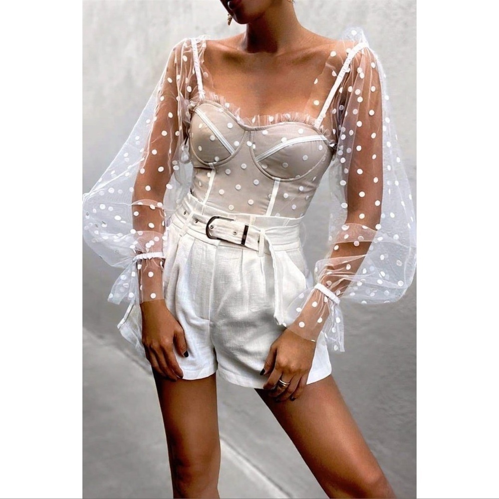 HELLO MOLLY Varinka Top In White Dot - Picture 2 of 11